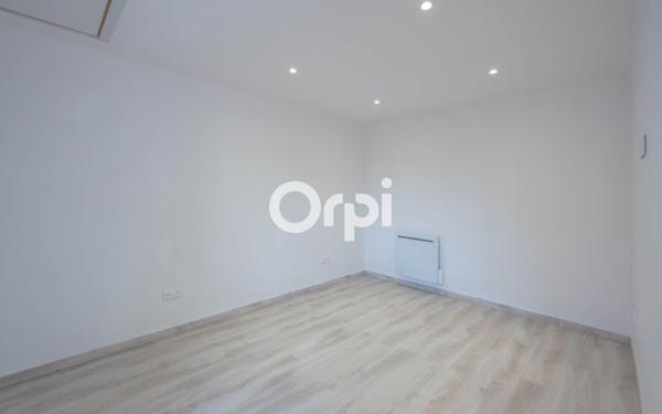 Maison à vendre    3 pièces • 83 m2 Raismes