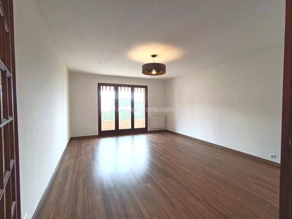 Location Appartement 3 pièces 77 m2 à Ajaccio