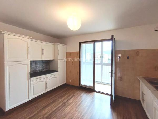 Location Appartement 3 pièces 77 m2 à Ajaccio