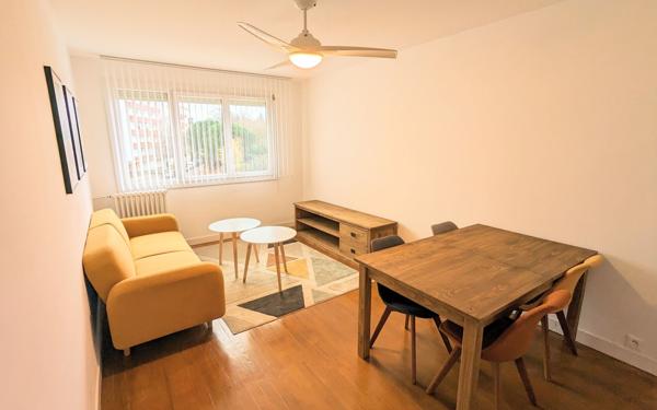 Appartement à louer    5 pièces • 80 m2 Toulouse