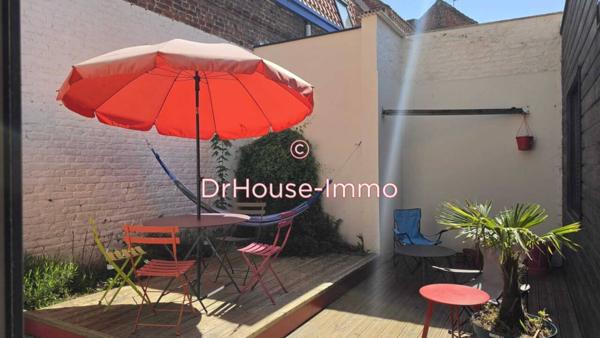 Immeuble à vendre 9 pièces de 180 m²