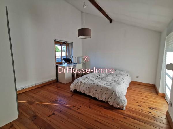 Immeuble à vendre 9 pièces de 180 m²