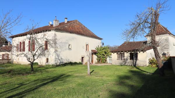 Charmante maison avec pigeonnier