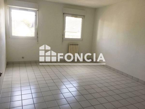 Location Studio 25.64 m² - LE GREISEN SAINT JACQUES Saint Jacques De La Lande 35136