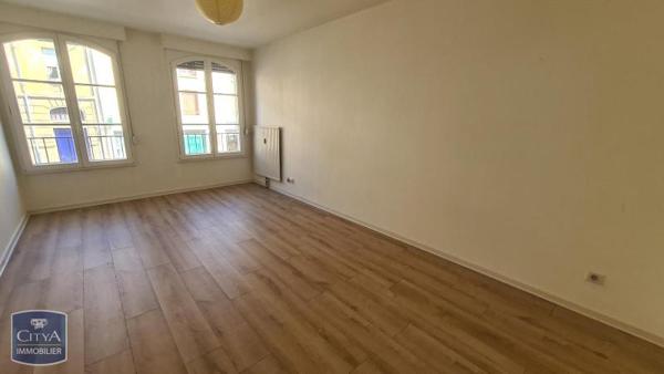 Appartement à louer 2 pièces 55.68m² Nancy (54000)