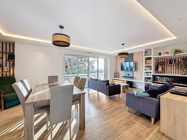 Appartement 3 pièces, balcon, cave, 92 m2 - Hennebont rive droite.