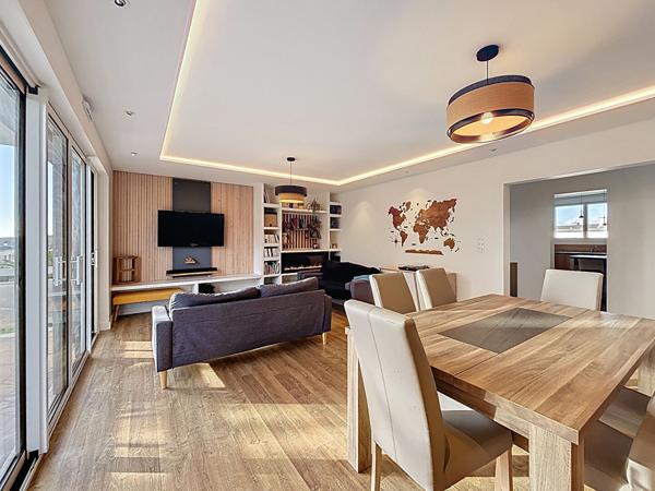 Appartement 3 pièces, balcon, cave, 92 m2 - Hennebont rive droite.