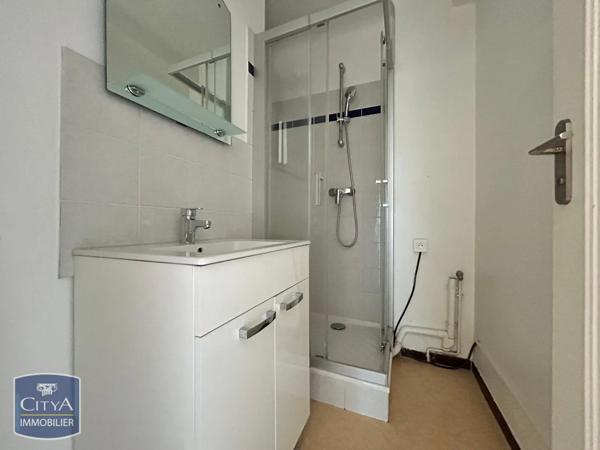 Appartement à louer 3 pièces 70.18m² Brive-la-Gaillarde (19100)