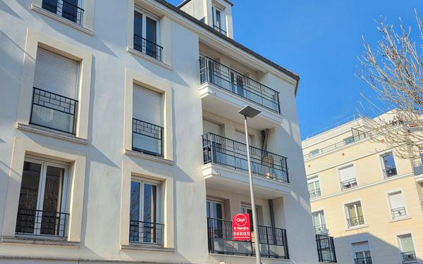 Appartement à vendre    3 pièces • 67,30 m2 Houilles