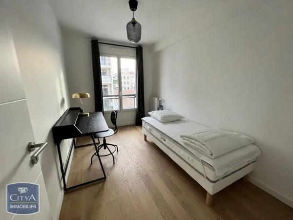 Appartement à louer 3 pièces 62.83m² Suresnes (92150)