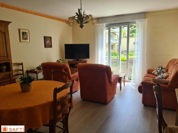 Tres beau T3 de 77m² avec balcon, cave et place parking fermée