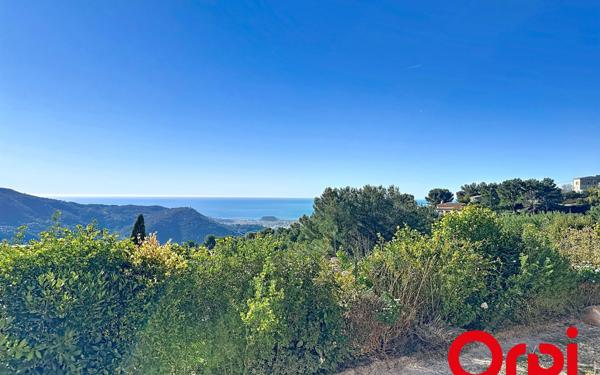 Maison à vendre    5 pièces • 150 m2 Tourrette-Levens