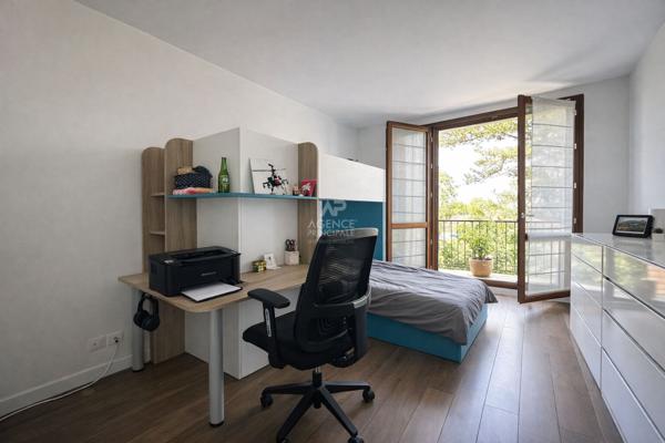 Sèvres Quartier Croix Bosset - Appartement 3 pièces €485 000 ** - Référence 566-S