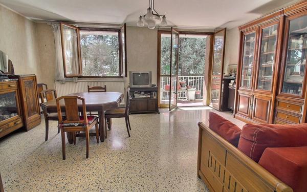 Appartement à vendre    4 pièces • 81,50 m2 Marseille 13