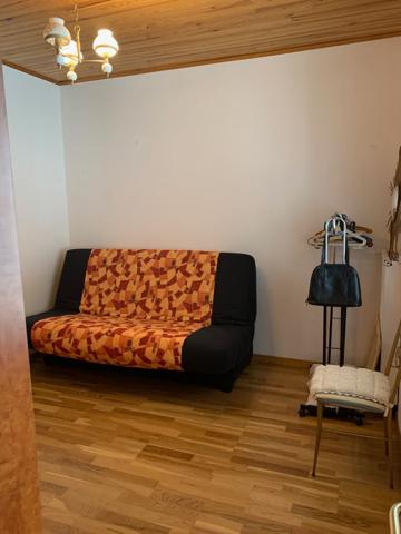 Grande maison de ville avec garage double, studio indépendant et jardin à Carcassonne