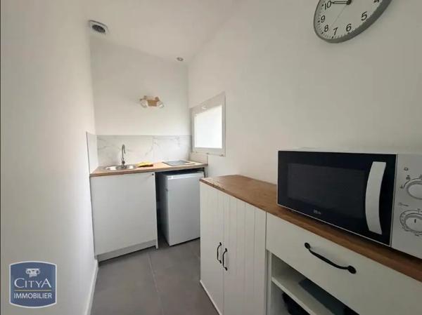 Appartement à louer 1 pièce 20.18m² Tours (37000)
