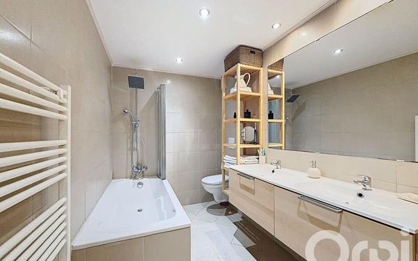 Appartement à vendre    3 pièces • 93 m2 Veigy-Foncenex