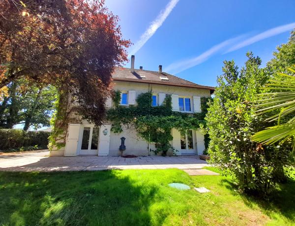 Élégante maison avec grand jardin à Bergerac