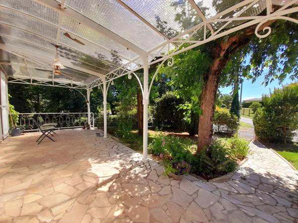 Élégante maison avec grand jardin à Bergerac