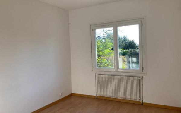 Maison à louer    4 pièces •  Gradignan