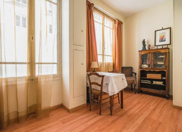 Appartement à vendre    1 pièce • 17 m2 Paris 14