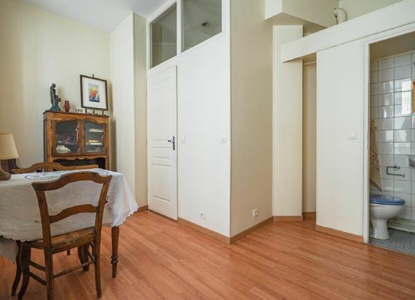 Appartement à vendre    1 pièce • 17 m2 Paris 14