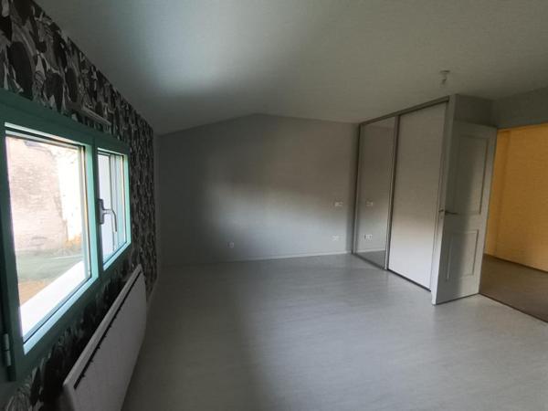 Maison Meillonnas 5 pièce(s) 195 m2