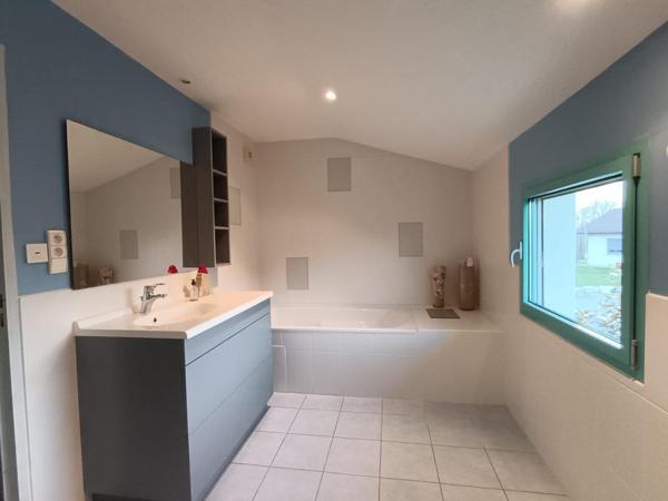 Maison Meillonnas 5 pièce(s) 195 m2