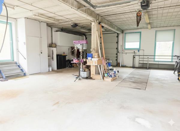 Maison Meillonnas 5 pièce(s) 195 m2