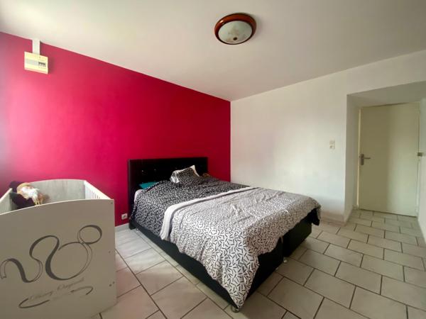 PLAIN PIED INDIVIDUEL 160M²  4 CHAMBRES GARAGE JARDIN