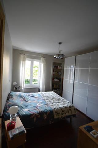 Vente                                                      Maison
                        
                     7 pièces                      105 m2                     à Le Mans