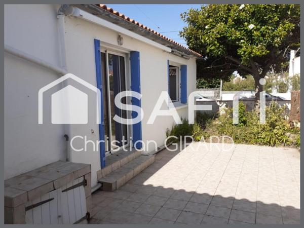 A la Guérinière, maison de plain-pied de 120 m2 de surface habitable à 100 mètres de la mer.