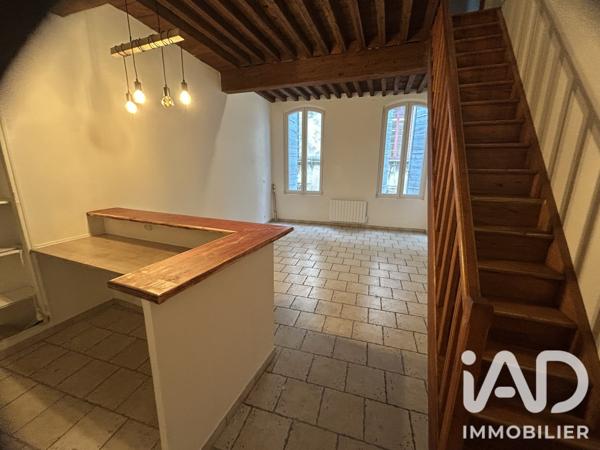 Location appartement 3 pièces 70 m² Tarascon
