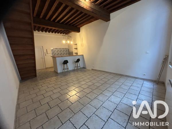 Location appartement 3 pièces 70 m² Tarascon