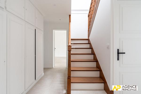Maison 6 pièce(s) - 4 chambres - Beau jardin sans vis à vis €1 190 000 - Référence 4657