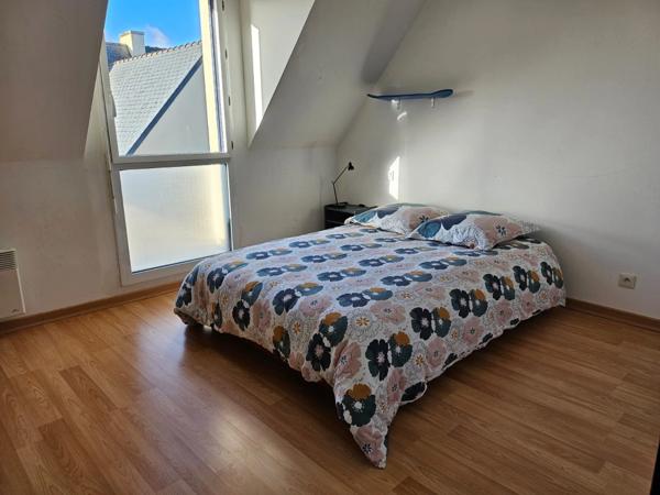 Maison contemporaine de 175 m² – Vie de plain-pied – Centre de Lannilis