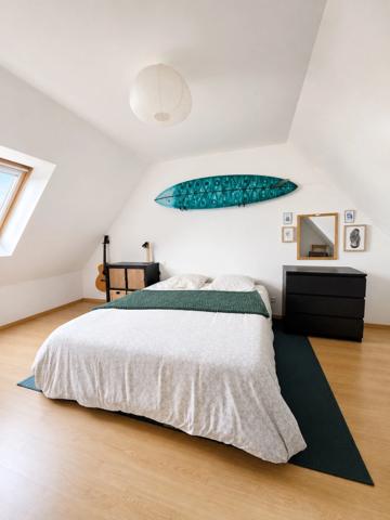 Maison contemporaine de 175 m² – Vie de plain-pied – Centre de Lannilis