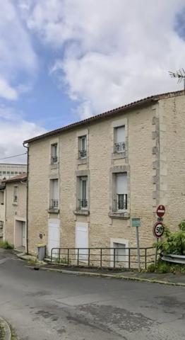 Chasseneuil-du-Poitou (86360) CHASSENEUIL DU POITOU -IDÉALE RÉSIDENCE PRINCIPALE OU INVESTISSEMENT LOCATIF