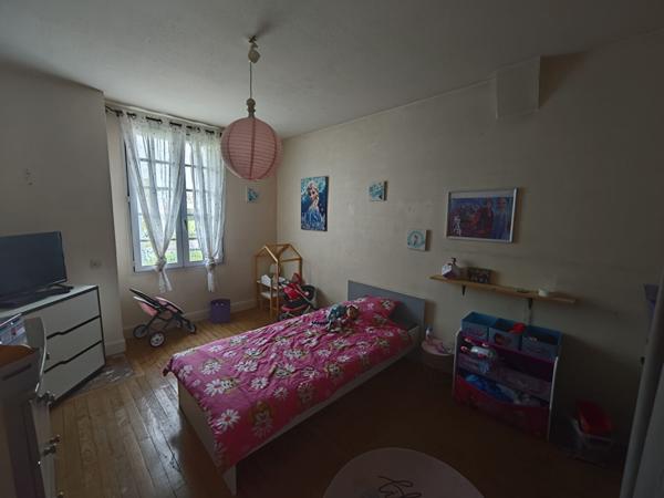 Longère La Séguinière 258m²