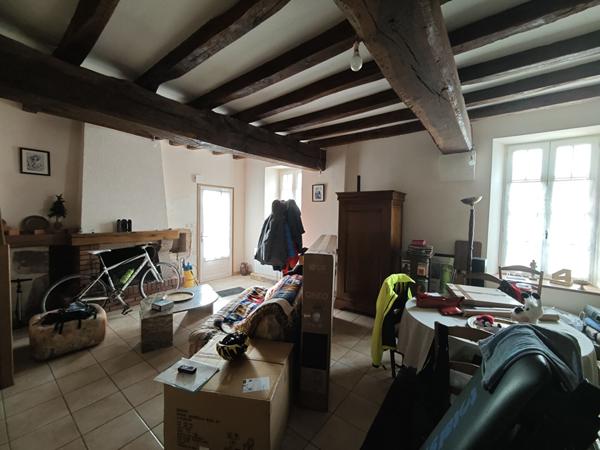 Longère La Séguinière 258m²