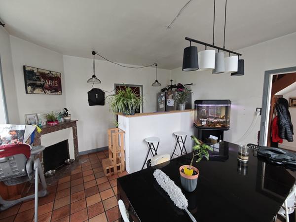 Longère La Séguinière 258m²