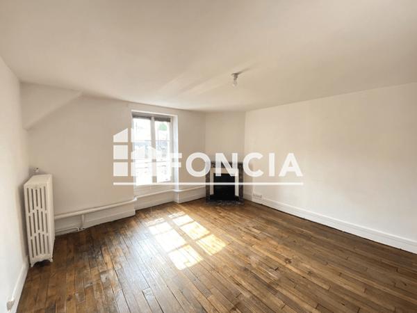 Location Appartement 6 pièces 166.91 m² - 1 PLACE DOMREMY Orleans 45100