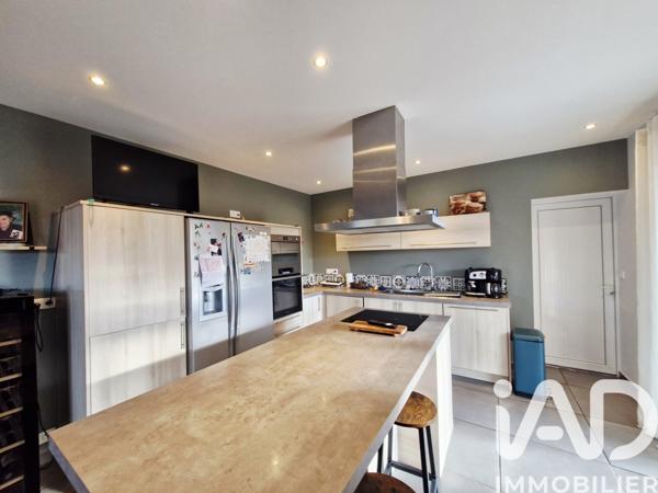 Maison à vendre 8 pièces 174 m² Nissan-lez-Enserune