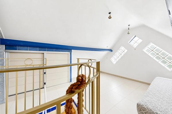 Maison
         8 pièces
        - 164 m² Exclusivité 625 000 € *