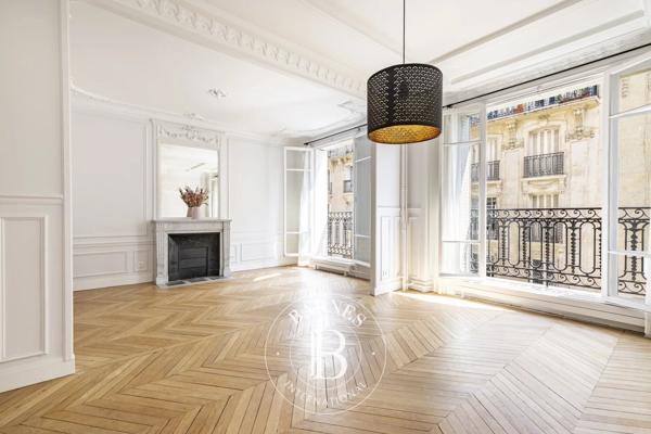 Paris 15ème, Appartement 2 Chambres -  78 m² à vendre