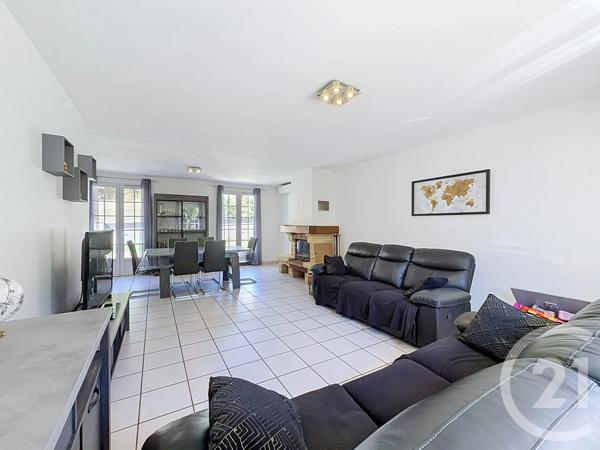 Maison à vendre  5 pièces - 155 m 2   ST VAURY  - 23