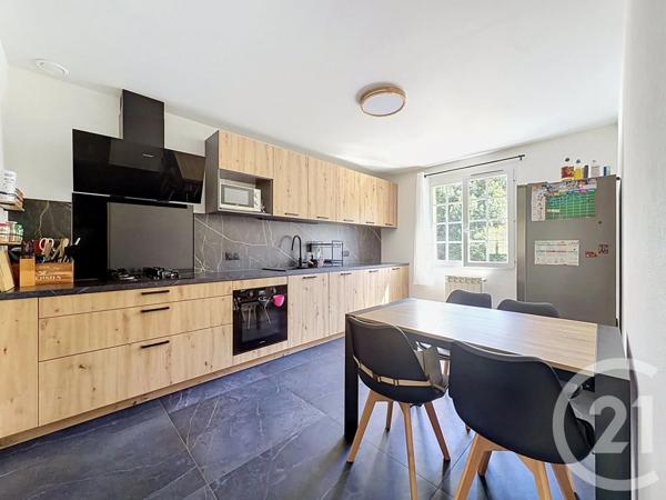 Maison à vendre  5 pièces - 155 m 2   ST VAURY  - 23