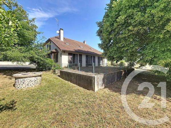 Maison à vendre  5 pièces - 155 m 2   ST VAURY  - 23