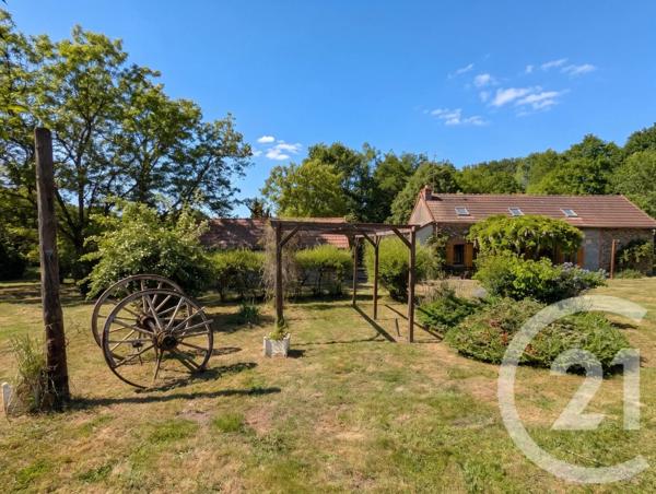 Maison à vendre  5 pièces - 155 m 2   ST VAURY  - 23