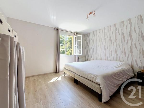 Maison à vendre  5 pièces - 155 m 2   ST VAURY  - 23